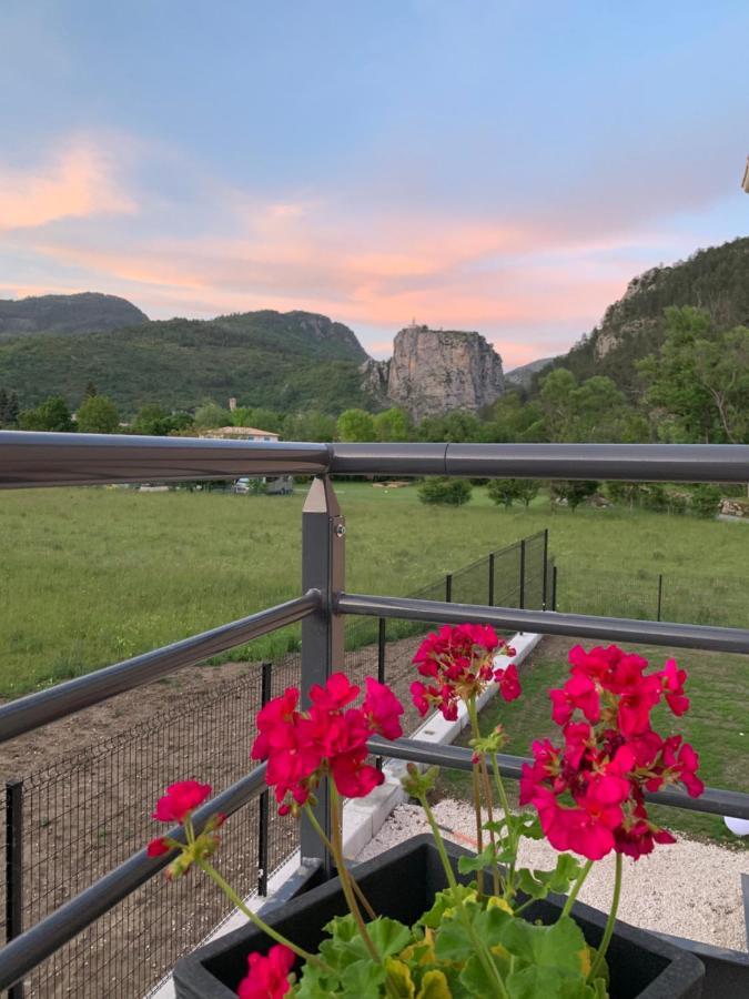 Le Long Du Verdon Castellane Exterior photo