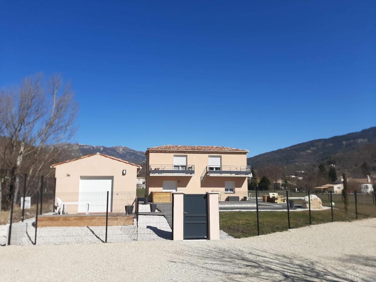 Le Long Du Verdon Castellane Exterior photo