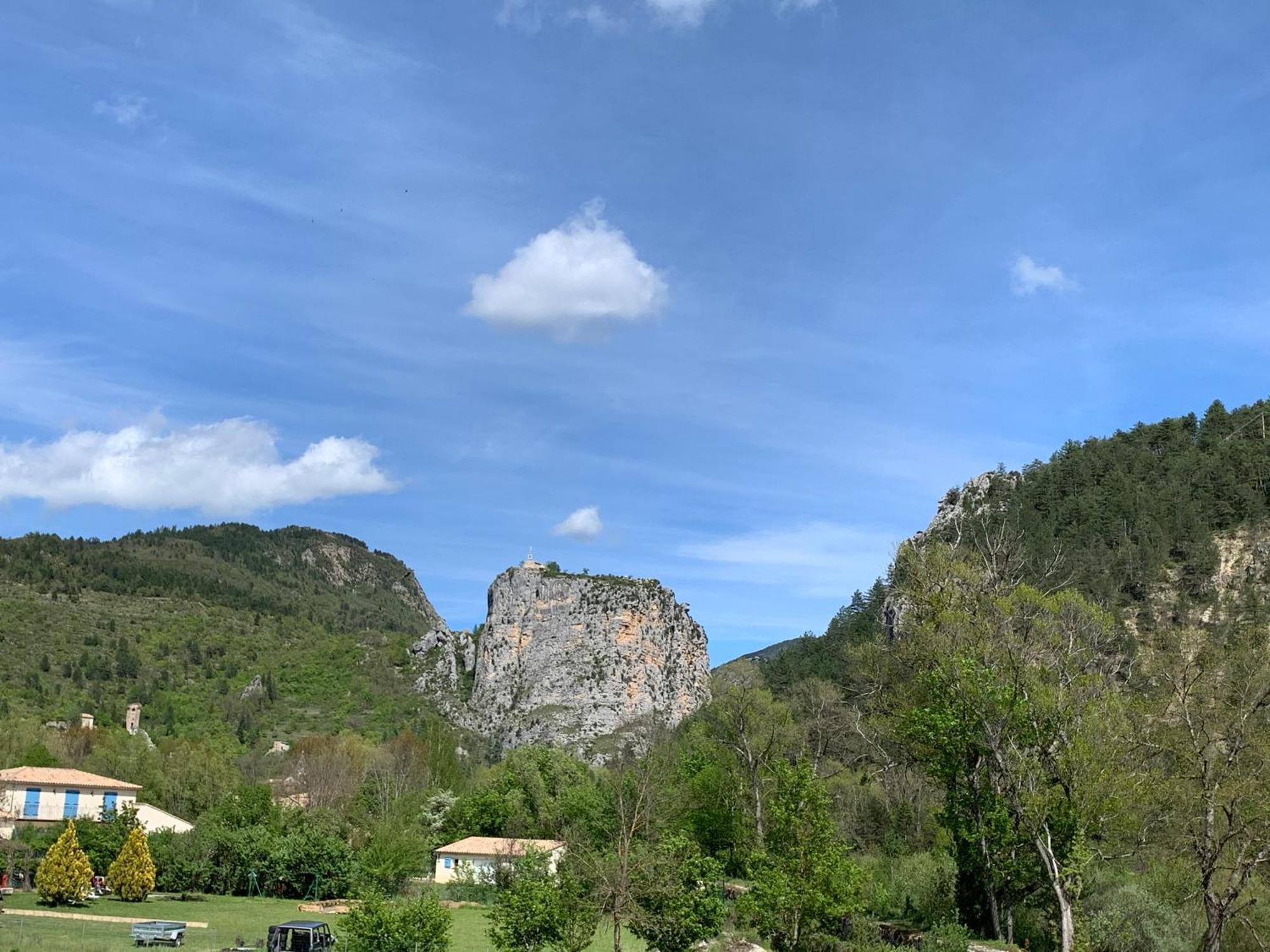 Le Long Du Verdon Castellane Exterior photo