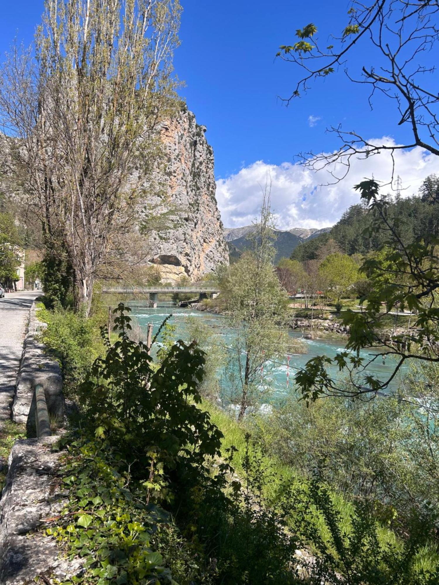 Le Long Du Verdon Castellane Exterior photo